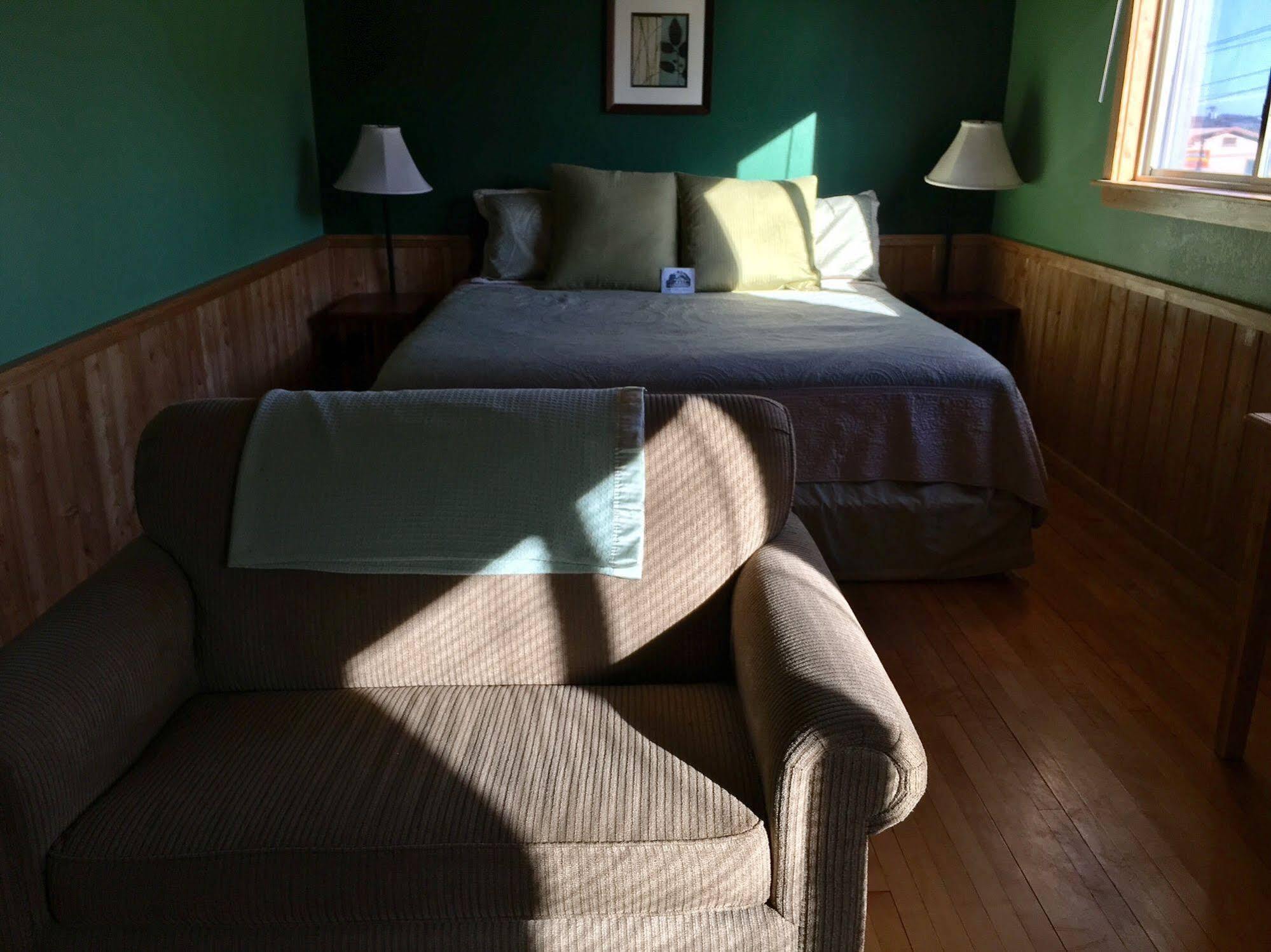 A Stay Inn Ely Exterior photo